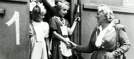 Butterkinder. Überleben nach dem Krieg Butterkinder. Überleben nach dem Krieg