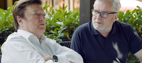 Rapid Wien – Fußballgeschichte in grün-weiß / Austria Wien – Fußballgeschichte in violett Rapid Wien – Fußballgeschichte in grün-weiß / Austria Wien – Fußballgeschichte in violett