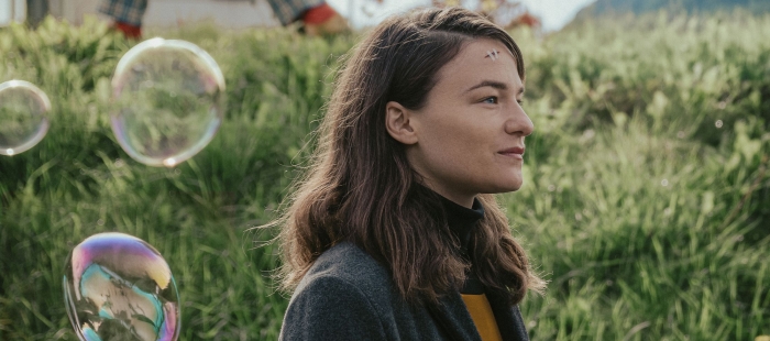 Vier minus drei Vier minus drei