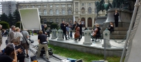 Dreharbeiten zum Spielfilm MUSIK LIEGT IN DER LUST am Maria-Theresien-Platz (Bild: Vienna Film Commission)